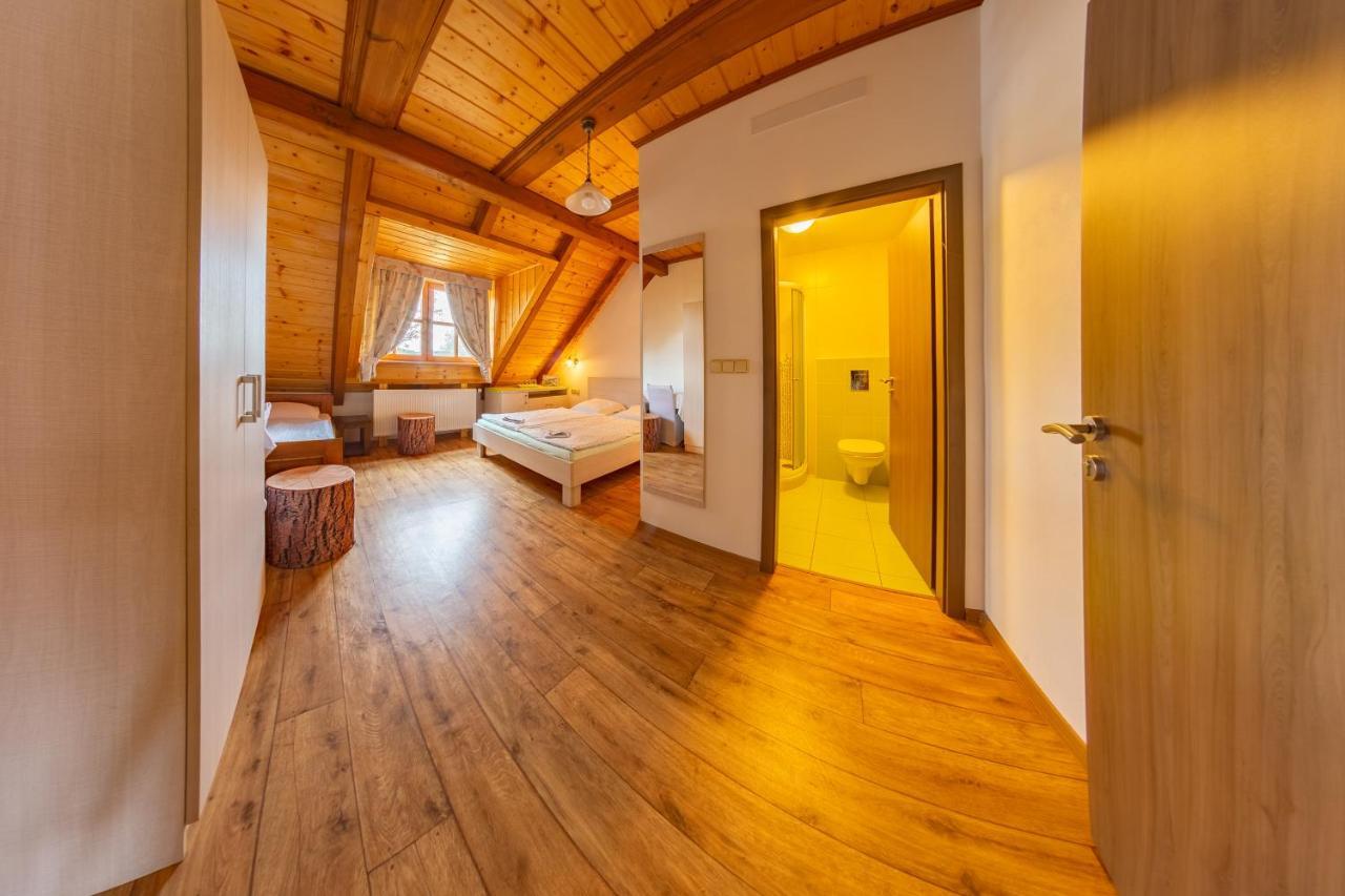 Pension & Restaurant U Konske Drahy Holkov Velešín 외부 사진